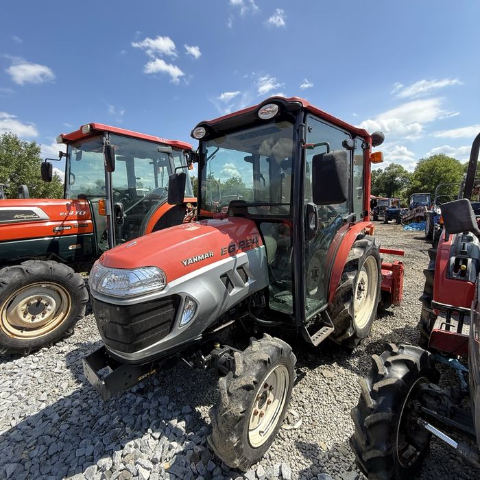 Tractor Japonez Yanmar EG 224 Cu Cabina Tractoare Japoneze