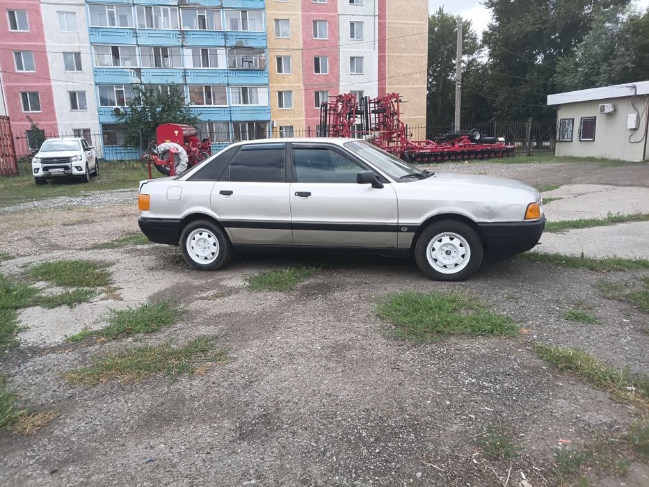 Продам Ауди 80 1988г