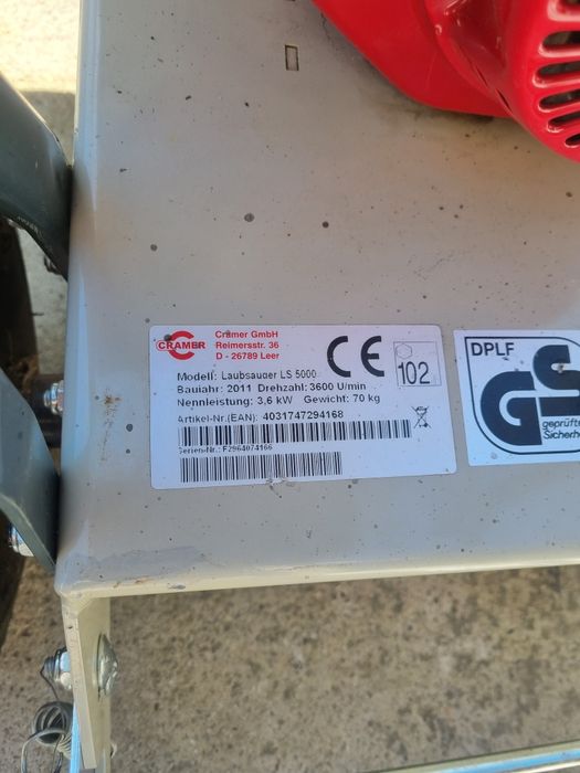 Aspirator,suflanta frunze Honda cu motor termic  Cremer LS 5000