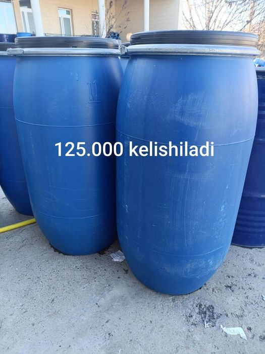 Xar xil turdagi plastmas va temir bochkalari bor