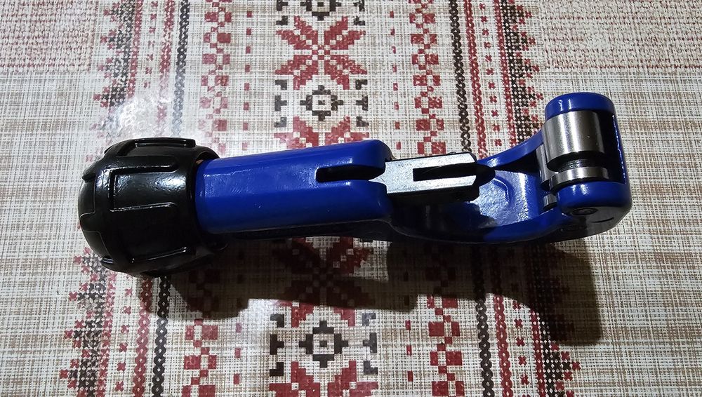 dispozitiv de tăiat cupru EXPERT by facom 32 mm