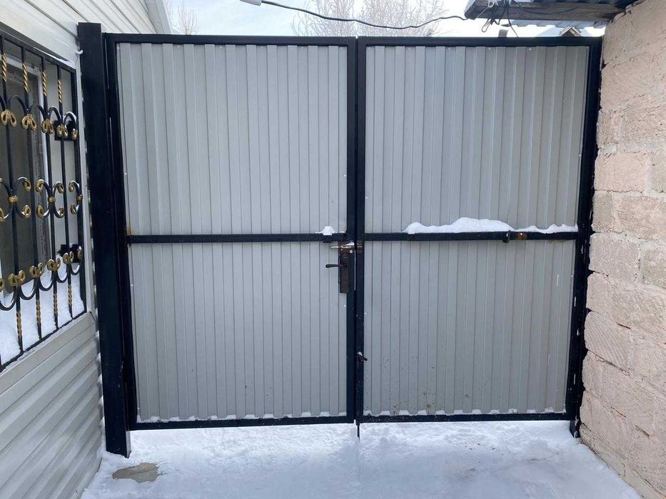 Продам ворота б\у.