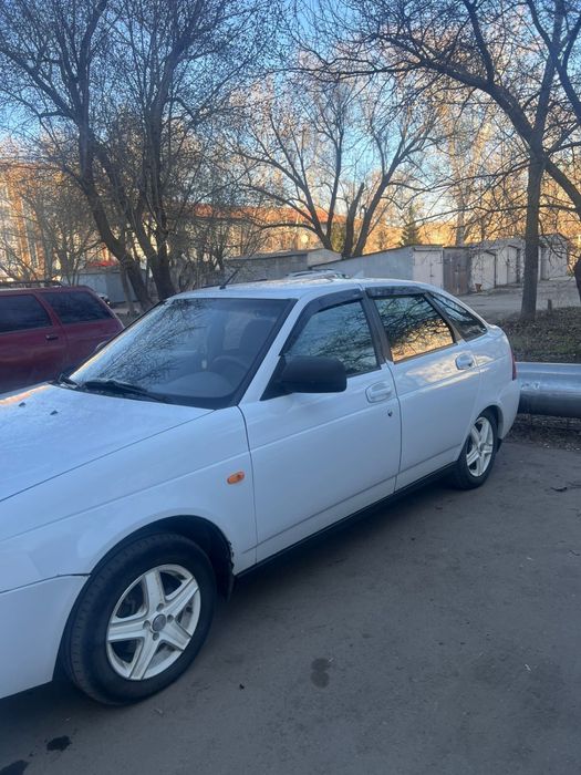 Продам приору 2013г