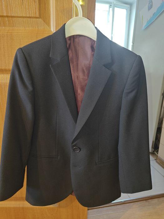 Пиджак черный, для школы или сада