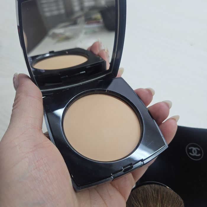 Косметика тени Франция