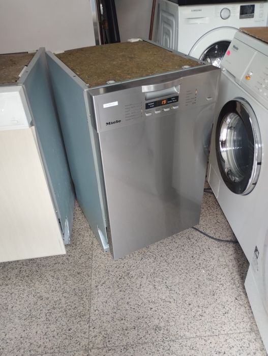 Съдомиялна Miele G1202 SCU  Inox 45 см