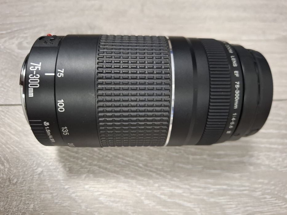 Canon eos 2000d  24,1 mega pixeli