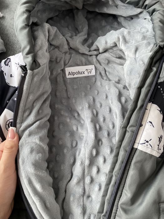 Зимний детский комбинезон