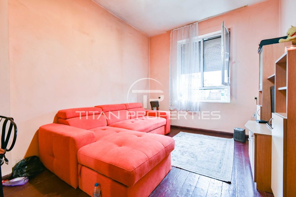 Продава се Двустаен апартамент в София, Център - 60 кв.м за 2834 €/кв.м - Снимка #3