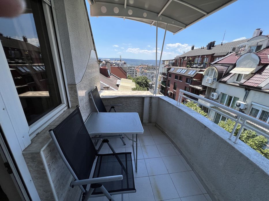 Дава се под наем Тристаен апартамент в Варна, Операта - 98 кв.м за 900 € - Снимка #3