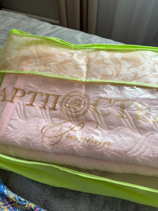 Покрывало нежно розовое