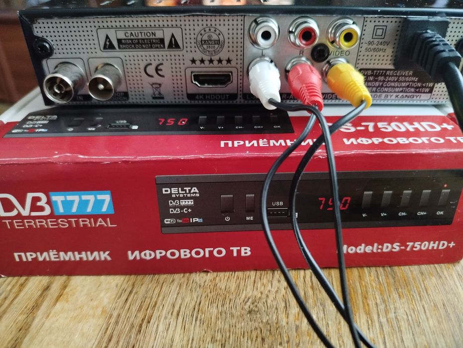 Цифровой телевизионный приемник, антенна