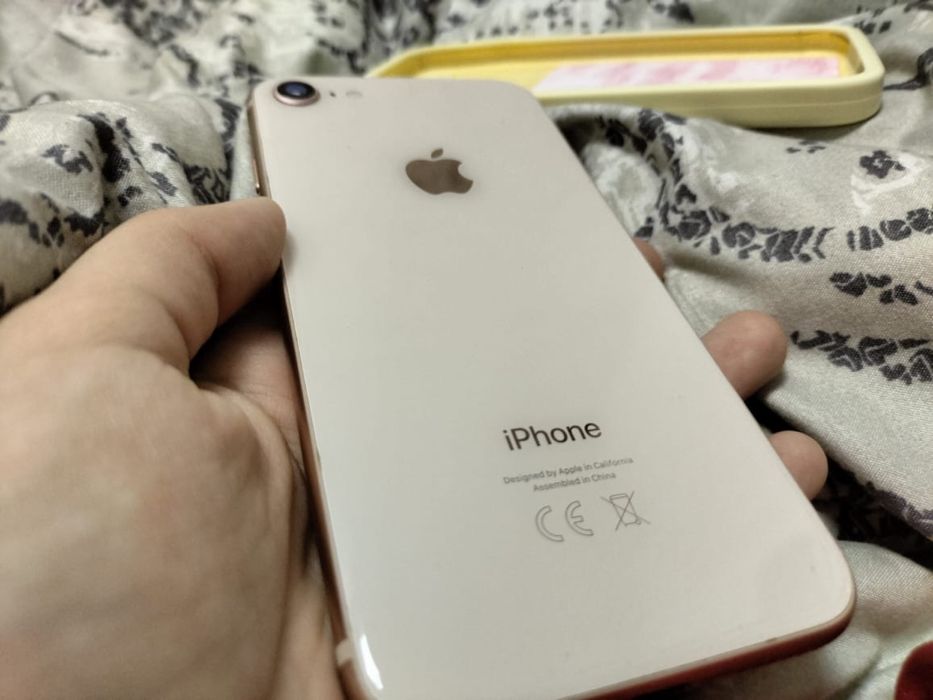 Айфон 8  50.000 тг