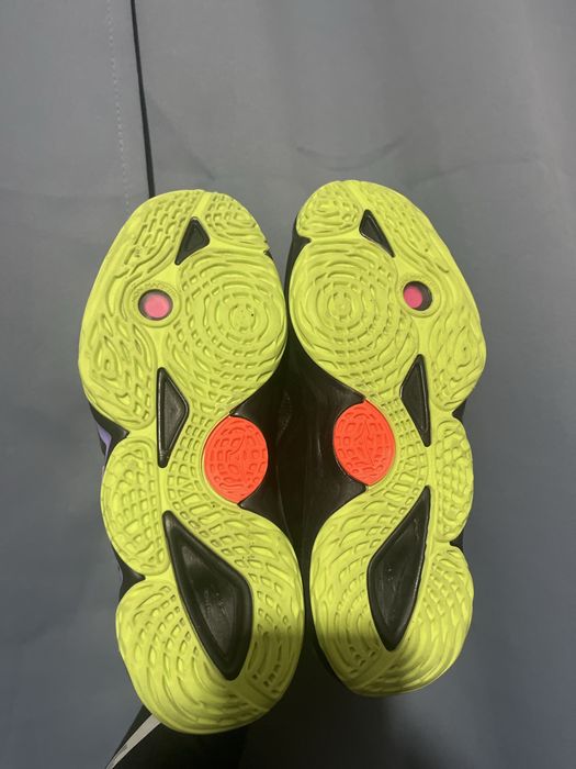 Mizuno Wave Momentum 3