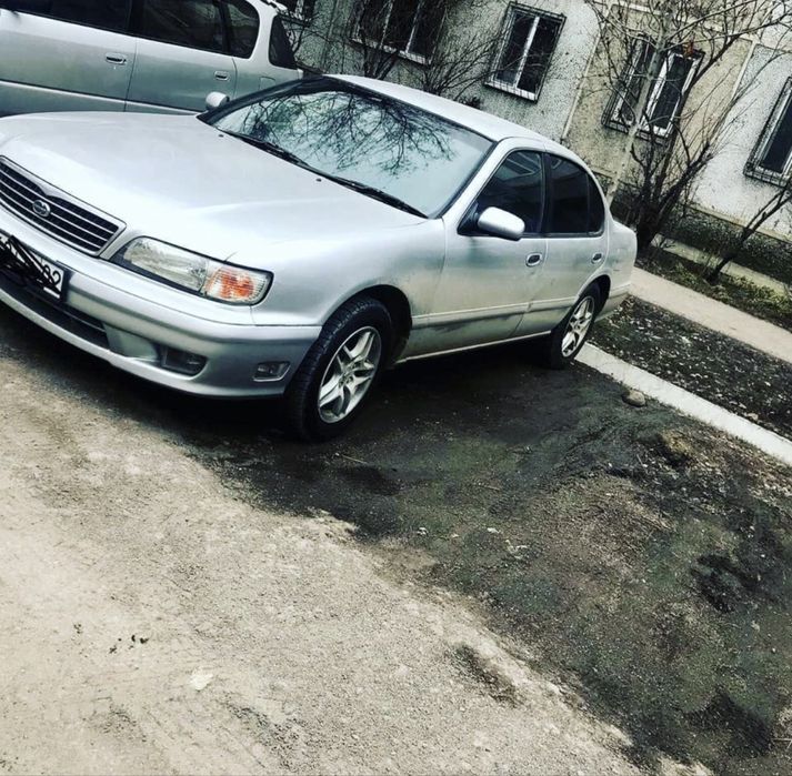 Ниссан Максима