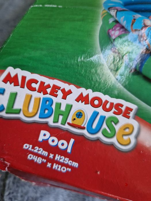 Нов надуваем басейн 122см.диаметър × 25 см.височина