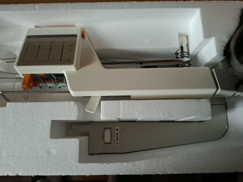 Автоматический сменник цвета  Silver reed