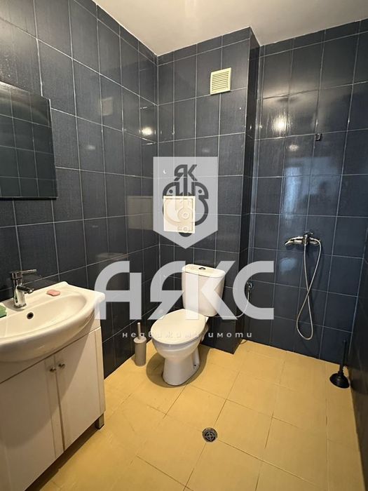 Продава се Двустаен апартамент в София, Малинова долина - 82 кв.м за 2379 €/кв.м - Снимка #3