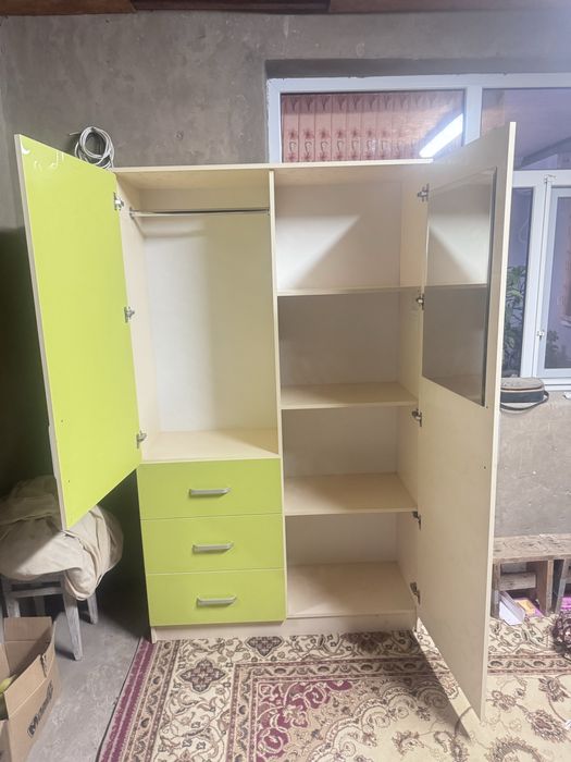 Продам в хорошей сост шкаф детиский