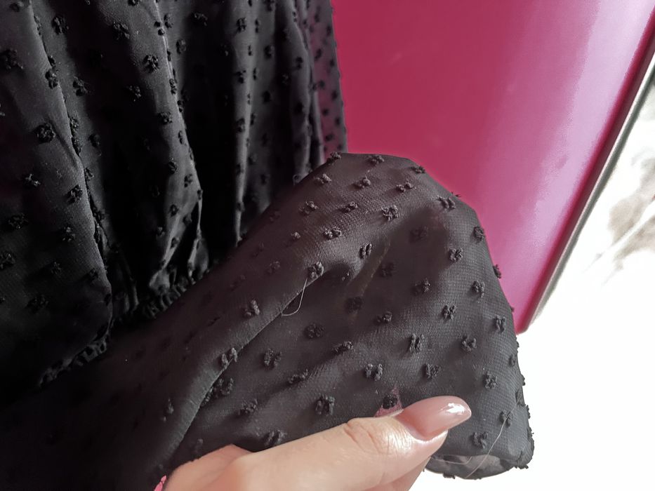 черный кроп топ в горошек