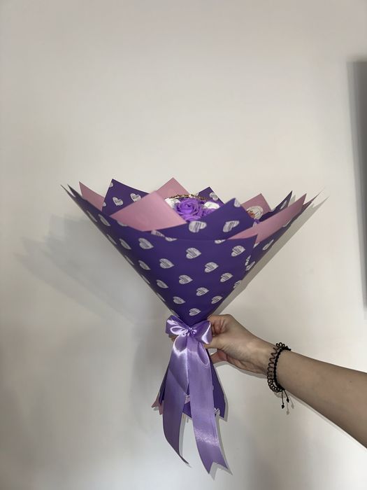 Buchete personalizate cu trandafiri din sapun