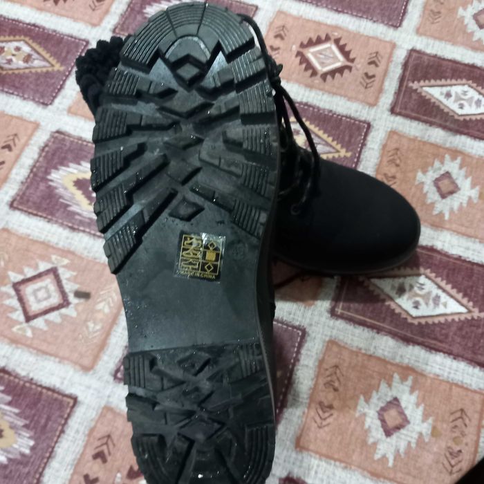 Дамски боти номер40