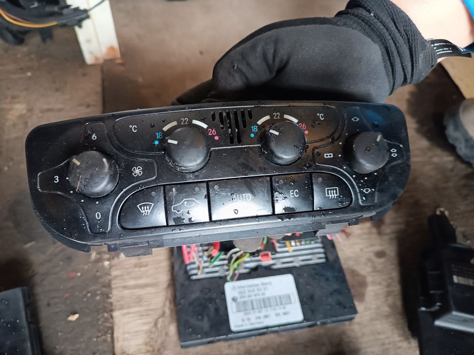 Панел климатик, ключ с гълтач, компютър двигател за Цкласа W203 98- 05