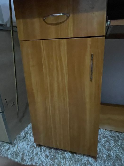 Vând birou 95x50
