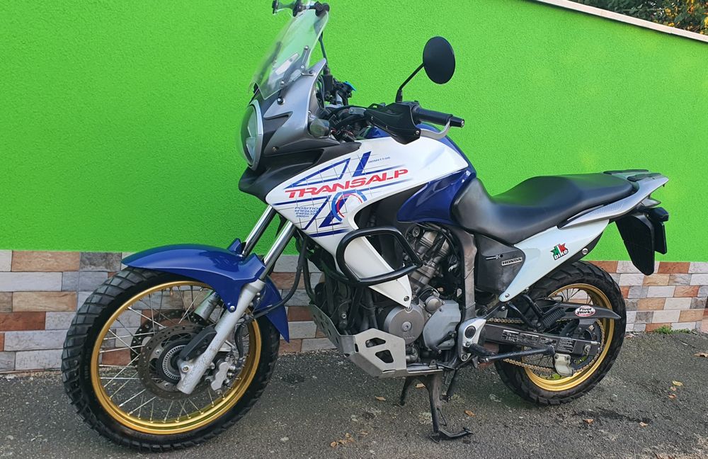 Honda Transalp XL700 VA cu ABS
