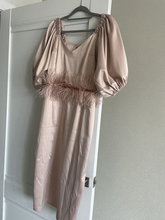 Платье коктейльное