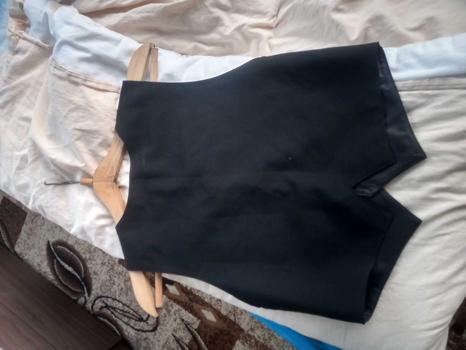 Детски панталон и елече!Чисто нови!