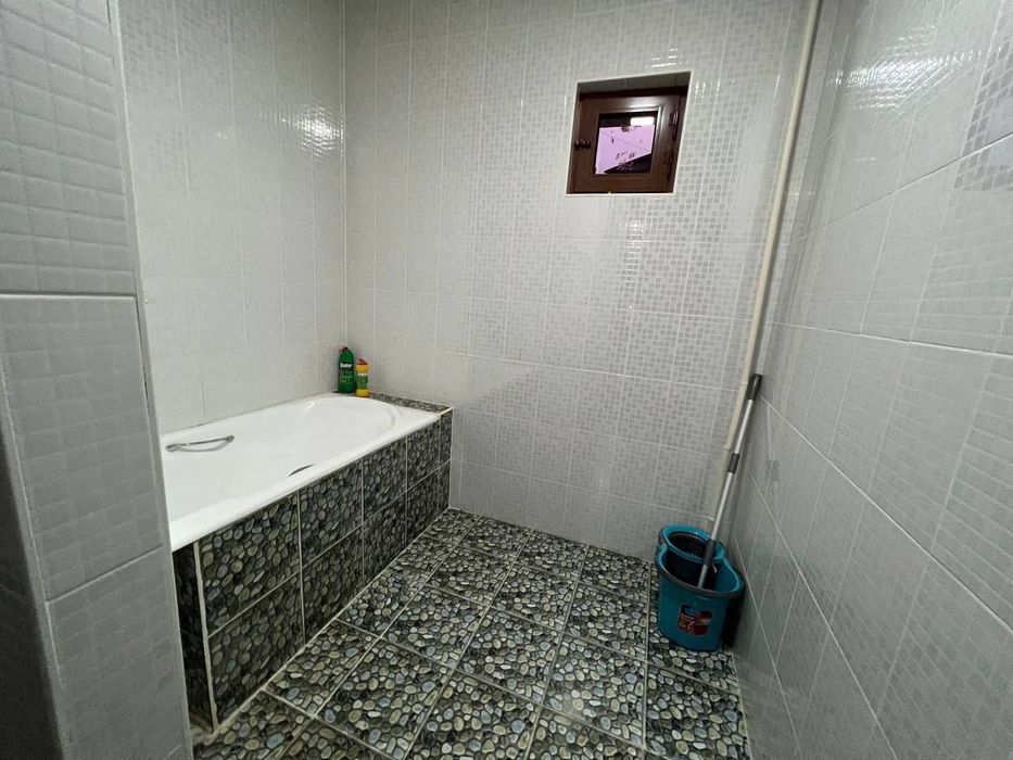 Сдаётся 2х комнатная квартира 
C обстановкой 
В горде Алмалыке