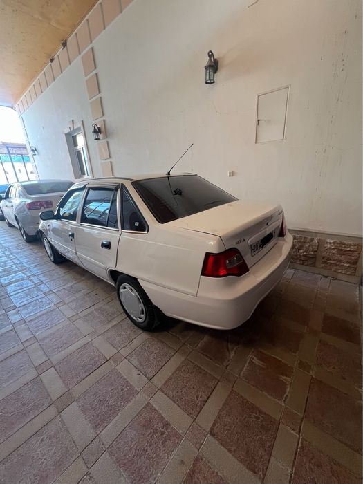 Variantga Nexia 2 sons lux gaz bor 2010yil