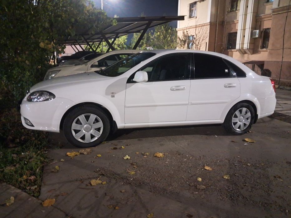 Gentra Mashina juft ikkita taxi xizmatlarimiz bor