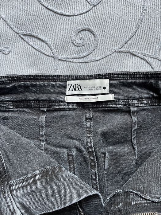 Джинсы ZARA (фасон клеш)