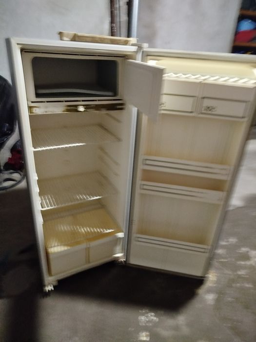 Продается холодильник