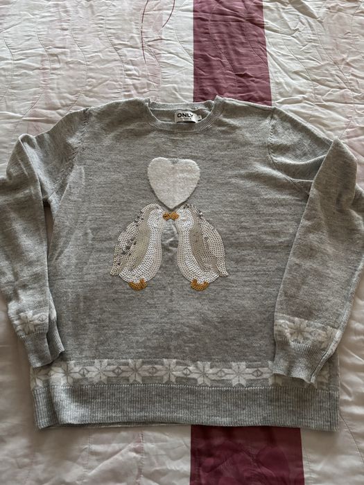 Пуловер сив only.