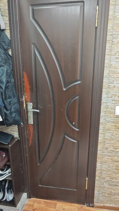 Межкомнатные двери 5 шт.