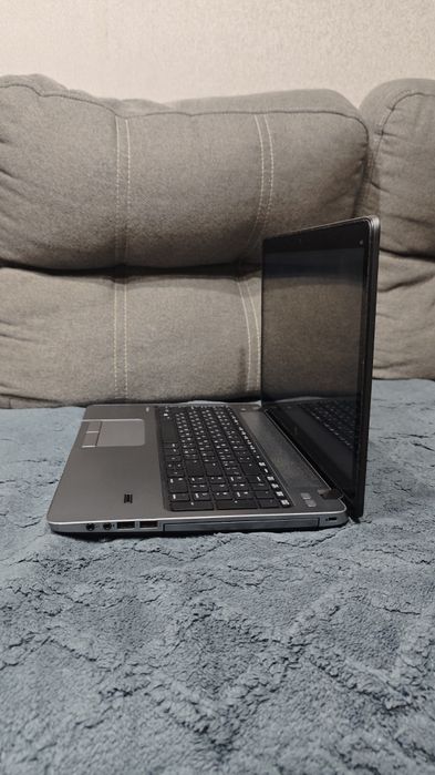 HP ProBook 450 | i3 / 8GB×1 / SSD 256GB