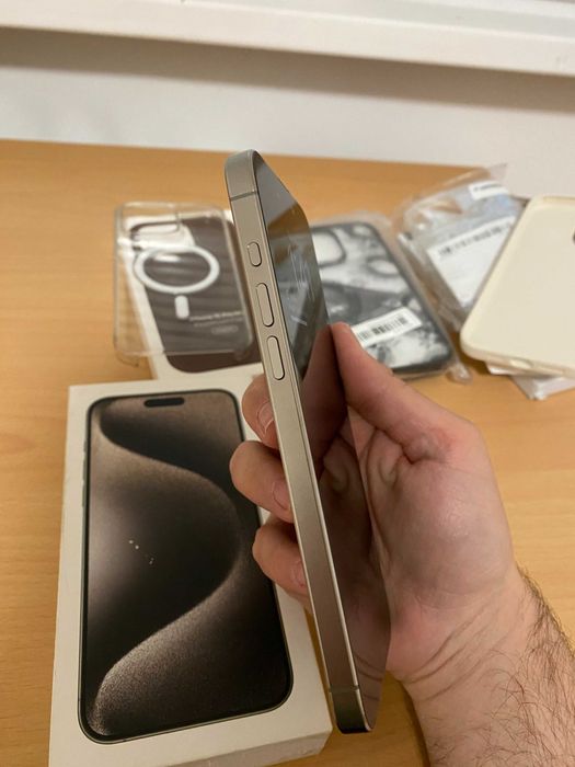 iPhone 15 Pro Max 256gb E-Sim