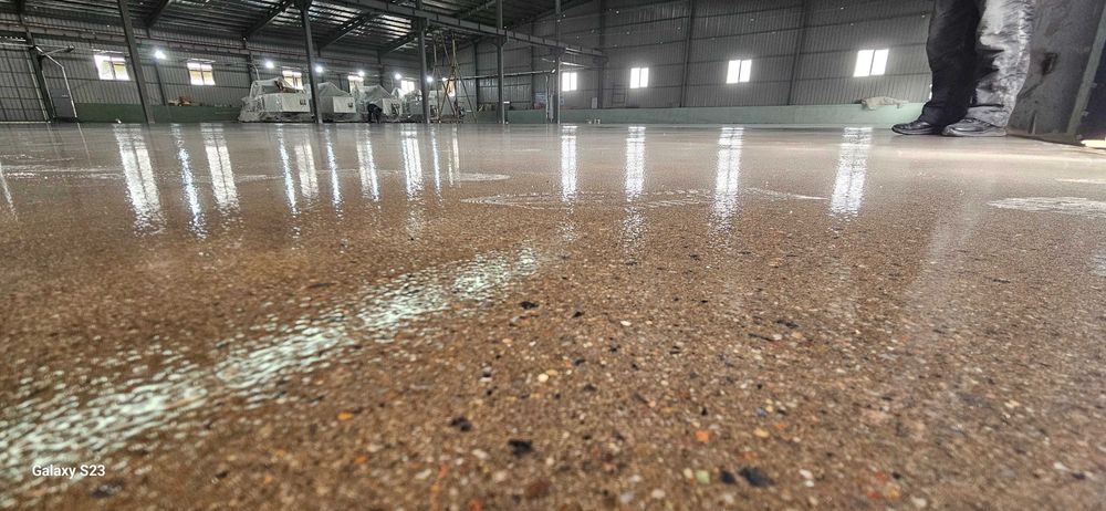 Эпоксидные полы, заливка и шлифовка бетона, нанесение топинга