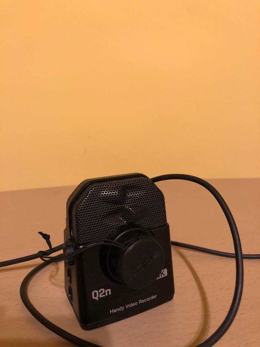 Zoom Q2n-4K   aproape nou