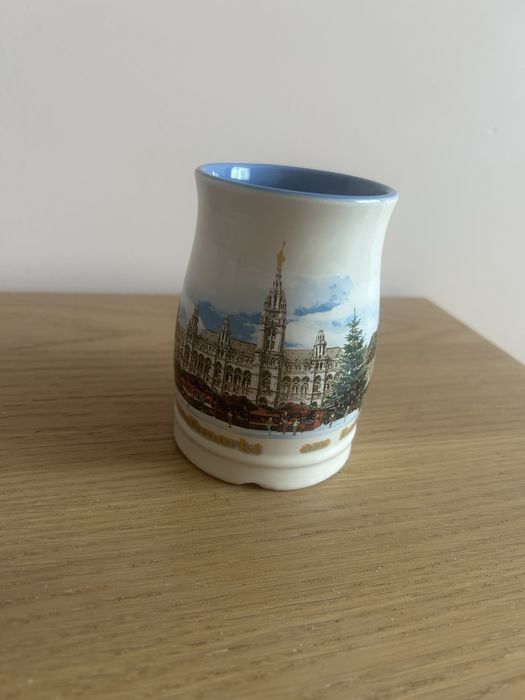 Продавам керамична чаша от Австрия