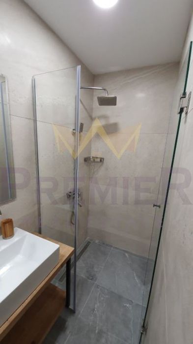 Продава се Тристаен апартамент в Варна, Център - 92 кв.м за 4294 €/кв.м - Снимка #7
