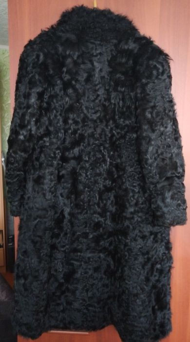 Продам шубу. Из козлика.