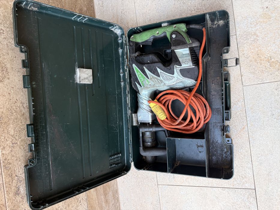 Къртач Hitachi