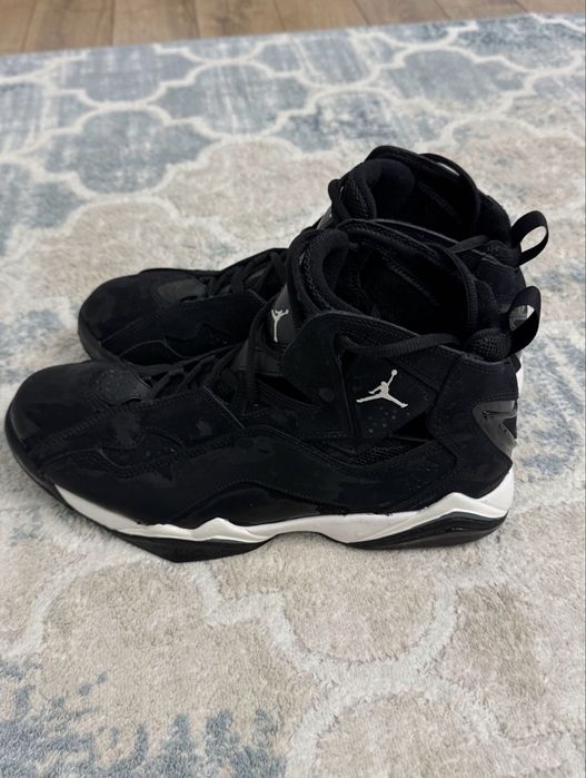 Jordan True Flight