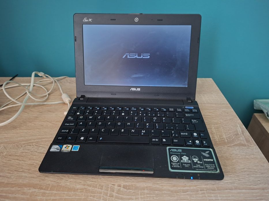 Laptop mini Asus 10 inch + incarcator