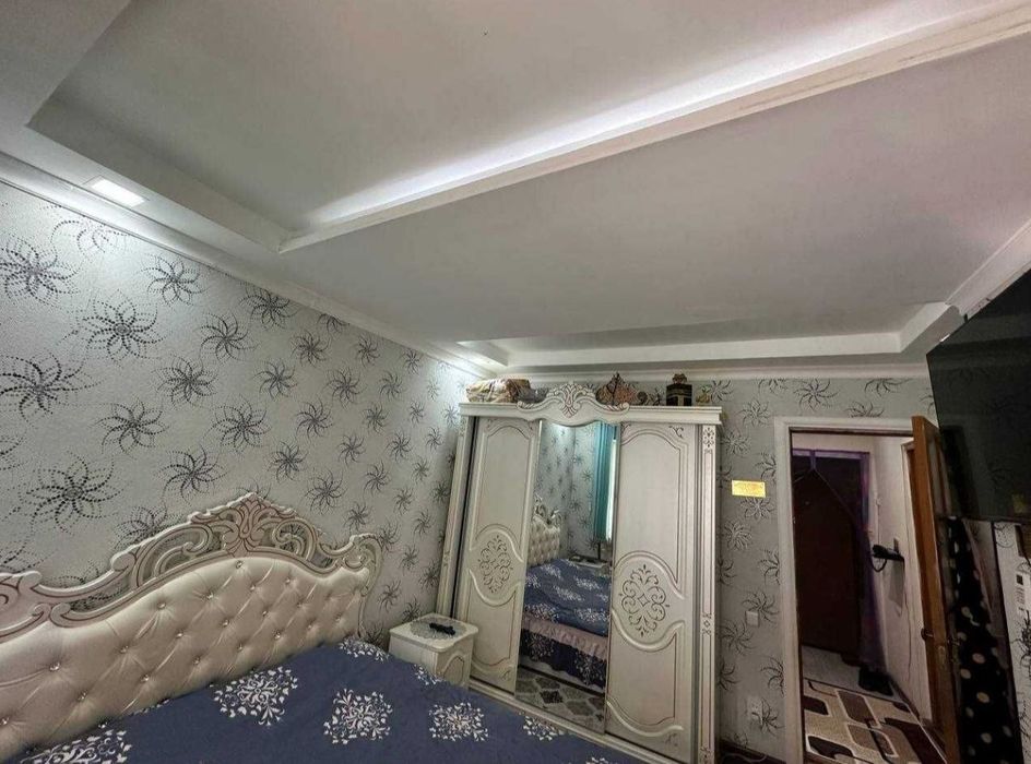 Продаётся 2 комнатная квартира! максим горький, БИЙ, метро.