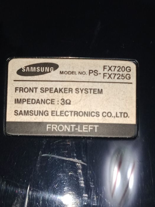 De vânzare 2 boxe Samsung systems